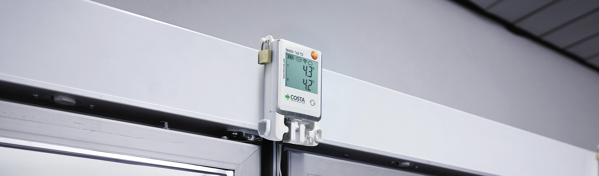 Datalogger Testo162 installato in ambiente refrigerato